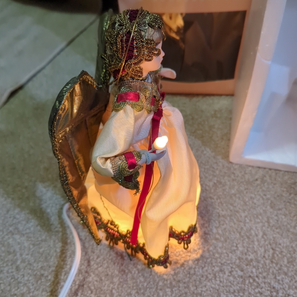 Vintage Ani-Mates Lighted Animated Christmas Angel 11"  Moves + Original Box EUC - Picture 4 of 14